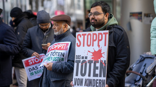 Zoom-In Stoppt das Töten von Kindern 2