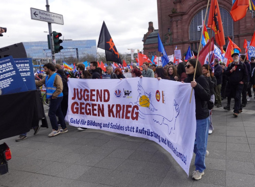 Jugend gegen den Krieg